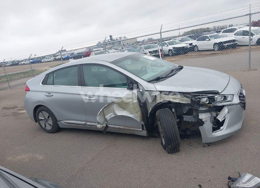 Photo 13 of 2020 Hyundai Ioniq HYBRID SE (VIN KMHC75LC0LU242355)