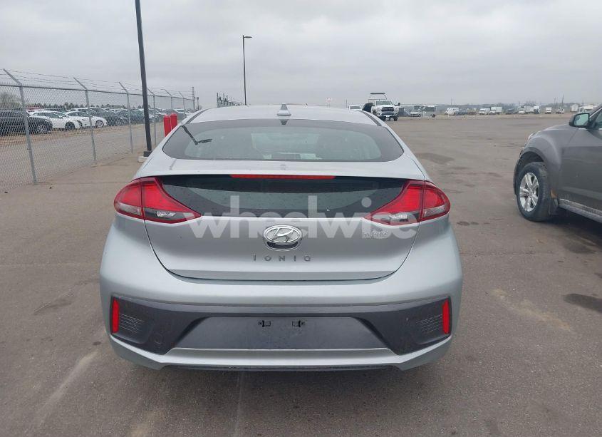 Photo 16 of 2020 Hyundai Ioniq HYBRID SE (VIN KMHC75LC0LU242355)