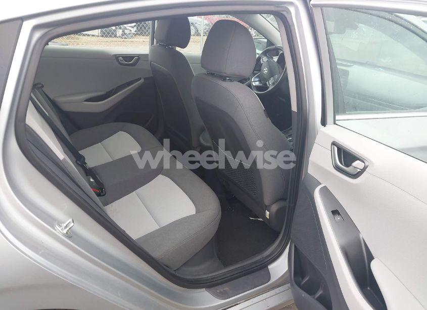 Photo 8 of 2020 Hyundai Ioniq HYBRID SE (VIN KMHC75LC0LU242355)