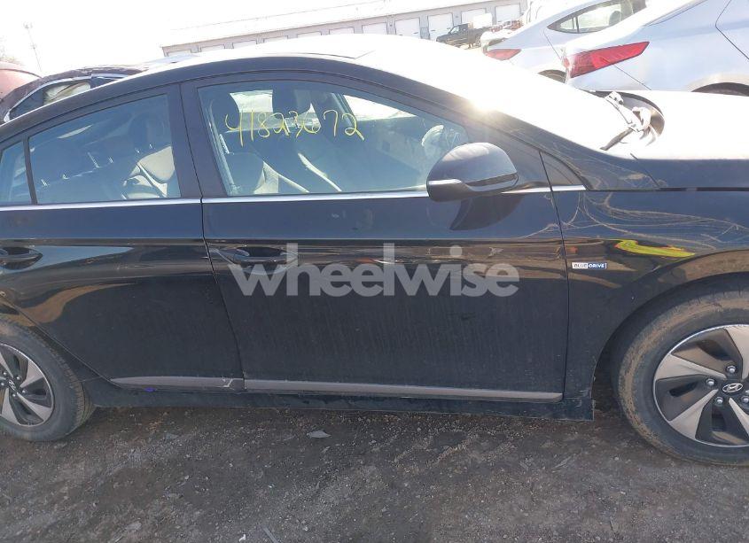 Photo 13 of 2019 Hyundai Ioniq HYBRID SEL (VIN KMHC75LC1KU140559)