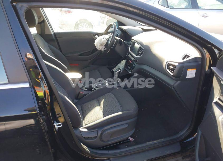 Photo 5 of 2019 Hyundai Ioniq HYBRID SEL (VIN KMHC75LC1KU140559)