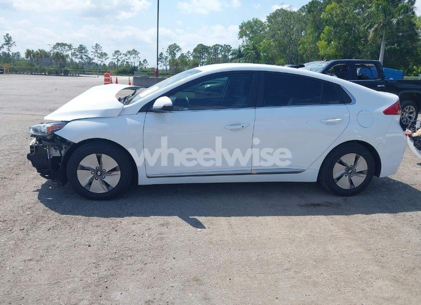 Photo 15 of 2022 Hyundai Ioniq HYBRID SE (VIN KMHC75LC1NU282432)