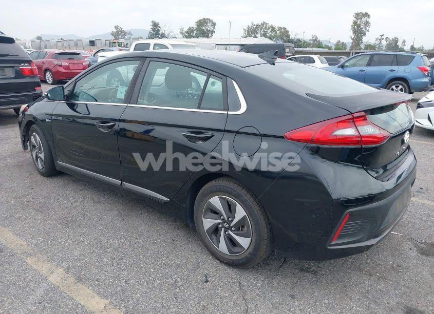 Photo 3 of 2018 Hyundai Ioniq HYBRID SEL (VIN KMHC75LC2JU101364)