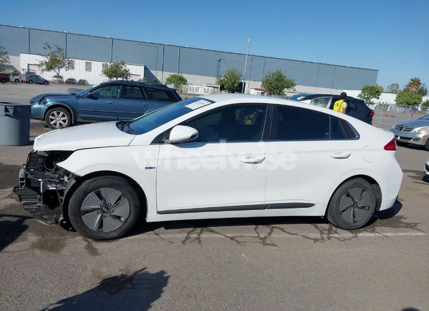 Photo 15 of 2020 Hyundai Ioniq HYBRID SE (VIN KMHC75LC3LU235853)