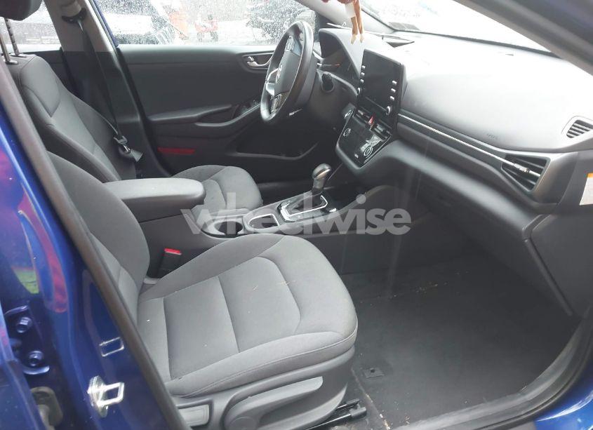 Photo 5 of 2022 Hyundai Ioniq HYBRID SE (VIN KMHC75LC3NU269519)