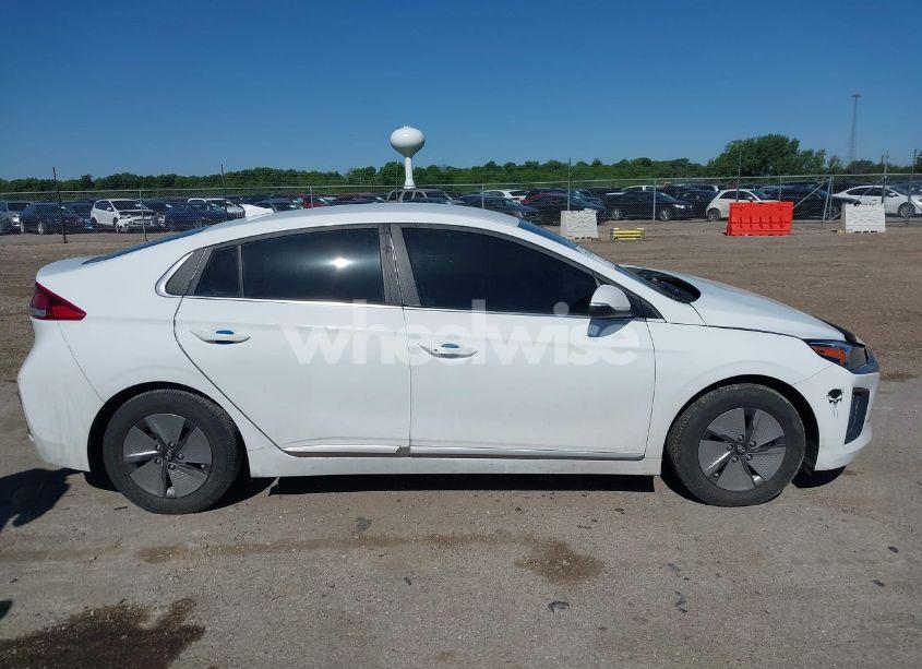 Photo 13 of 2021 Hyundai Ioniq HYBRID SE (VIN KMHC75LC5MU248525)