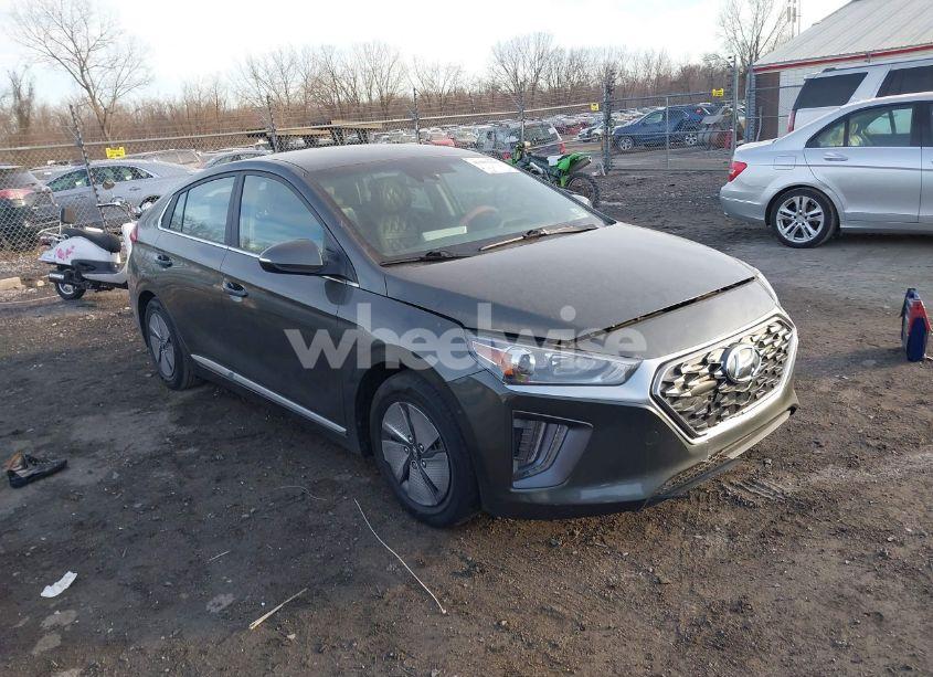 2022 Hyundai Ioniq HYBRID SE (VIN KMHC75LC6NU275962) main photo