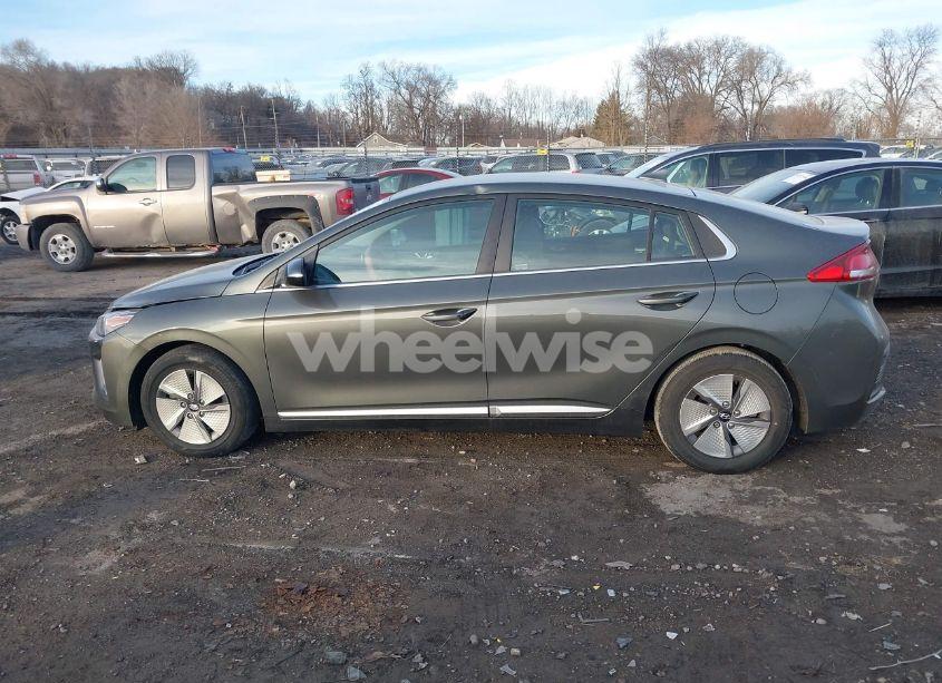 Photo 13 of 2022 Hyundai Ioniq HYBRID SE (VIN KMHC75LC6NU275962)