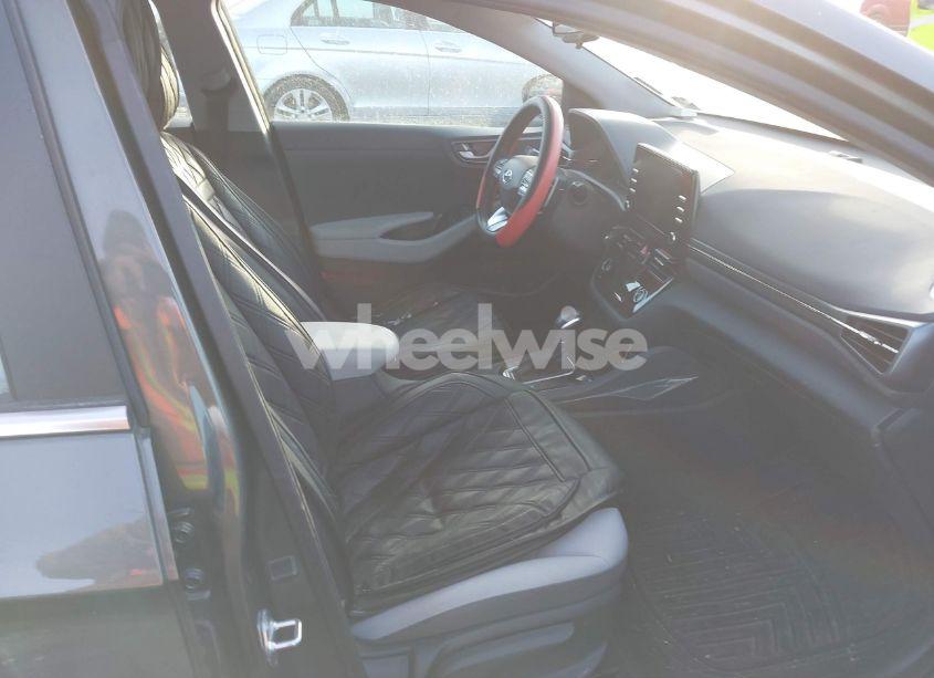 Photo 5 of 2022 Hyundai Ioniq HYBRID SE (VIN KMHC75LC6NU275962)