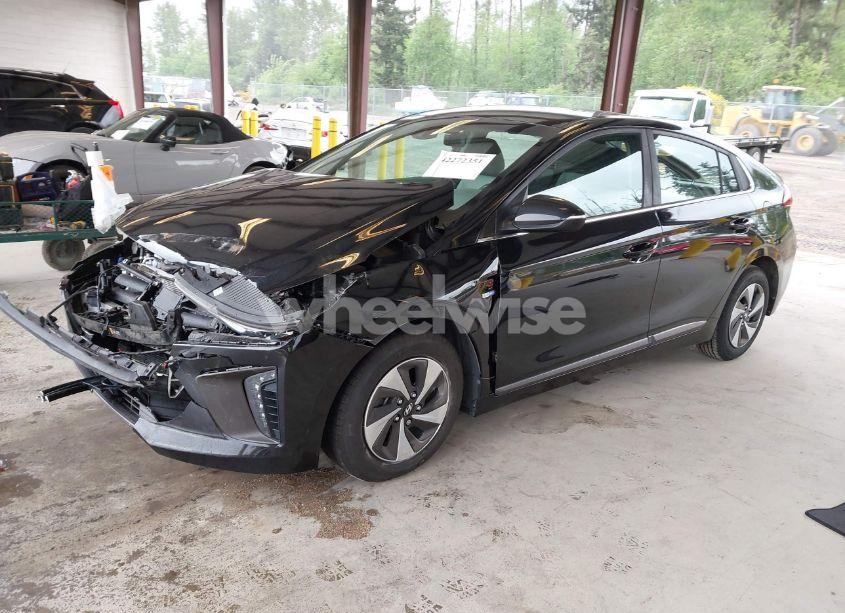 Photo 2 of 2018 Hyundai Ioniq HYBRID SEL (VIN KMHC75LC7JU094198)