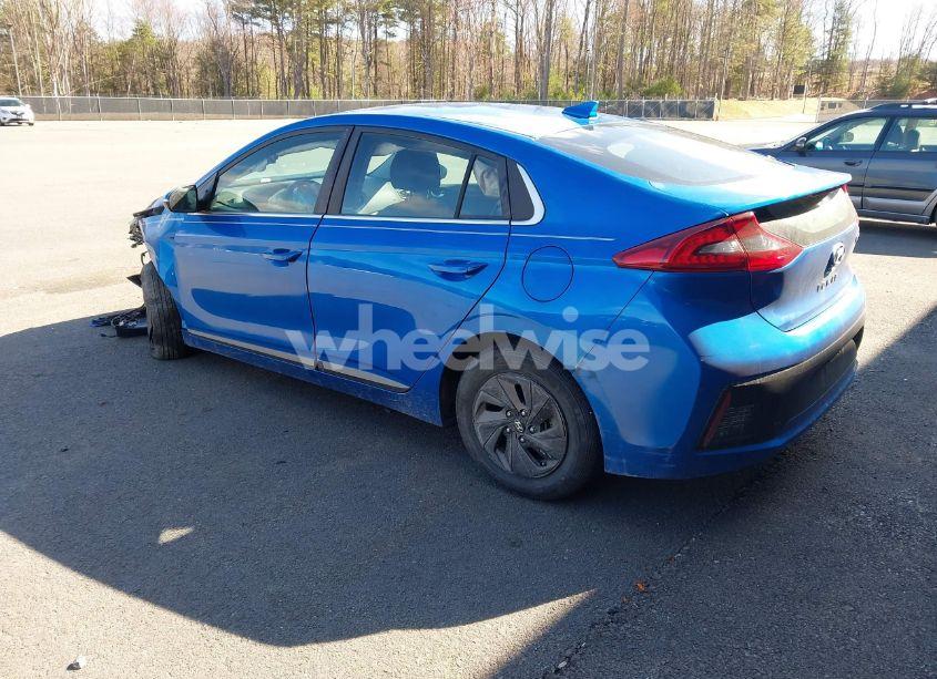 Photo 3 of 2017 Hyundai Ioniq HYBRID SEL (VIN KMHC75LCXHU033678)