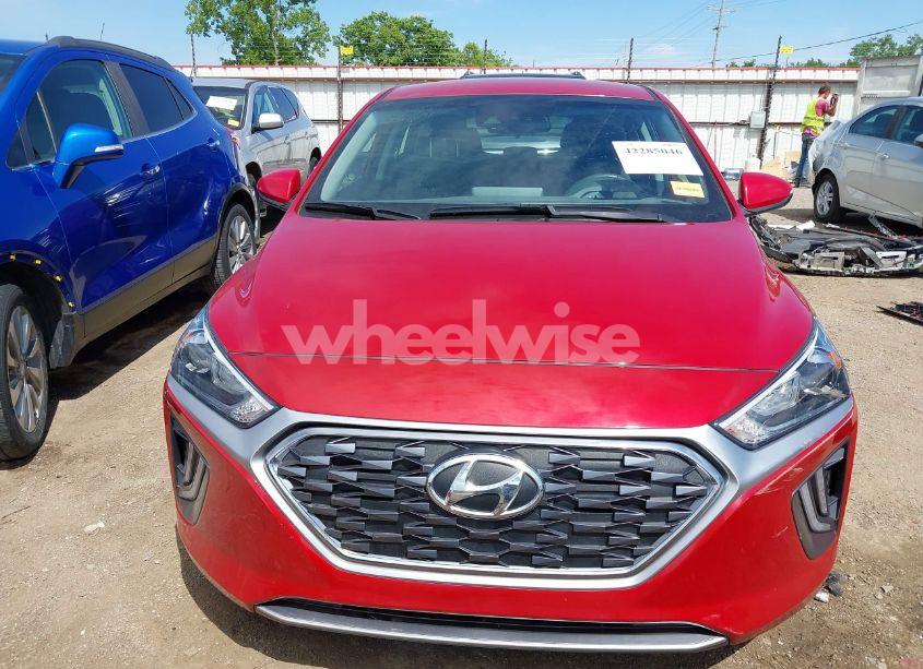 Photo 12 of 2020 Hyundai Ioniq HYBRID SE (VIN KMHC75LCXLU215373)