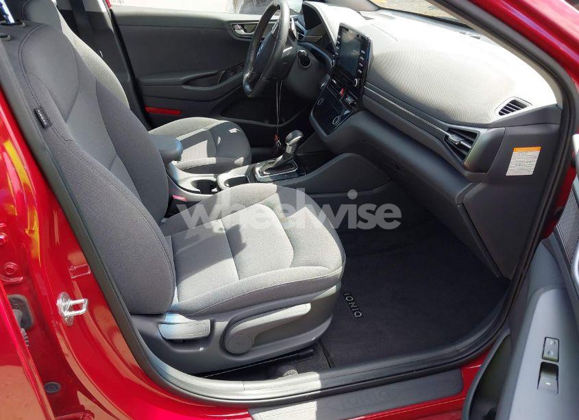 Photo 5 of 2020 Hyundai Ioniq HYBRID SE (VIN KMHC75LCXLU215373)