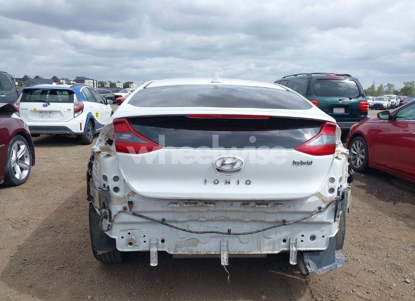 Photo 16 of 2018 Hyundai Ioniq HYBRID LIMITED (VIN KMHC85LC5JU091068)