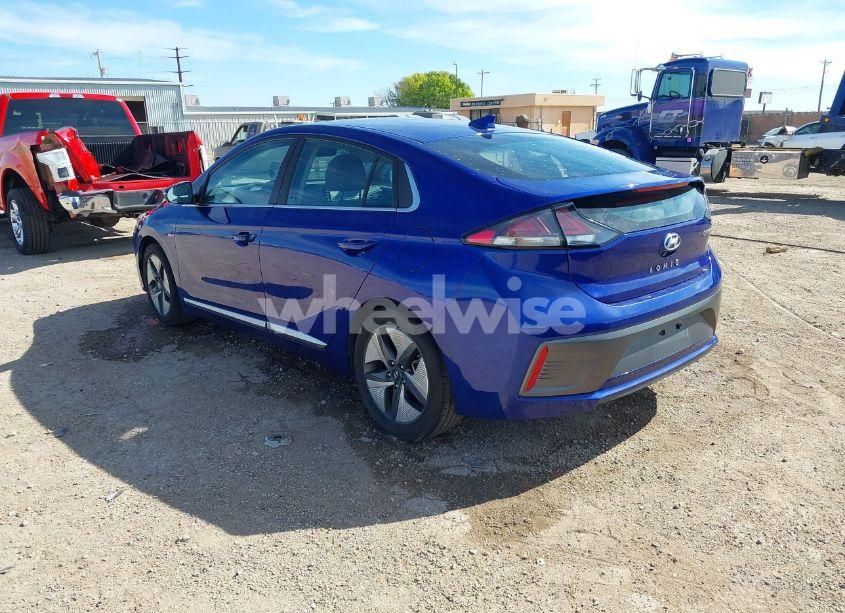 Photo 3 of 2020 Hyundai Ioniq HYBRID SEL (VIN KMHC85LC7LU240308)