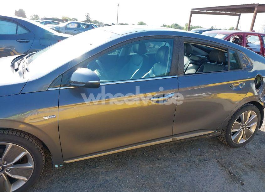 Photo 15 of 2017 Hyundai Ioniq HYBRID LIMITED (VIN KMHC85LC8HU021283)