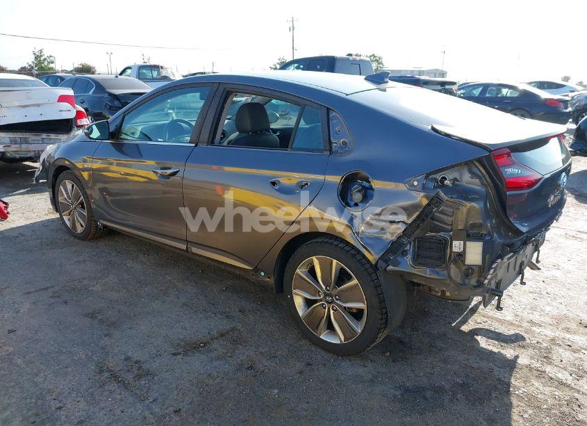 Photo 3 of 2017 Hyundai Ioniq HYBRID LIMITED (VIN KMHC85LC8HU021283)