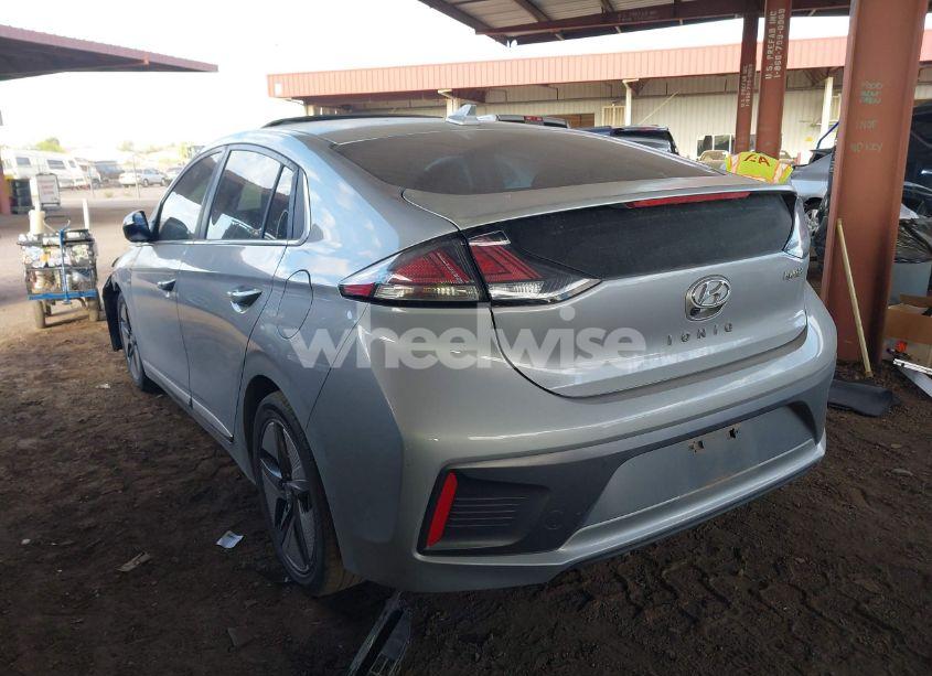 Photo 3 of 2020 Hyundai Ioniq HYBRID SEL (VIN KMHC85LC9LU240200)