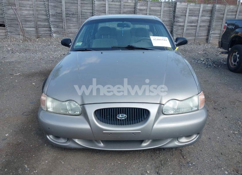 Photo 12 of 1998 Hyundai Sonata GL (VIN KMHCF24F4WA126625)