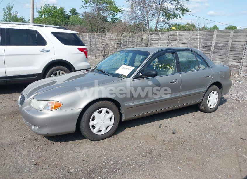 Photo 14 of 1998 Hyundai Sonata GL (VIN KMHCF24F4WA126625)