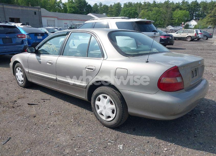 Photo 3 of 1998 Hyundai Sonata GL (VIN KMHCF24F4WA126625)