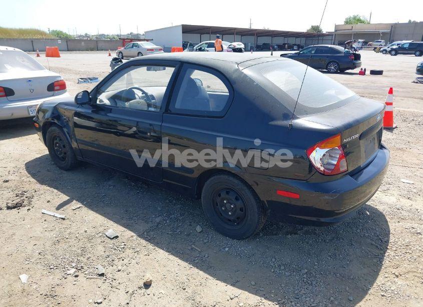 Photo 3 of 2003 Hyundai Accent (VIN KMHCF35CX3U271513)