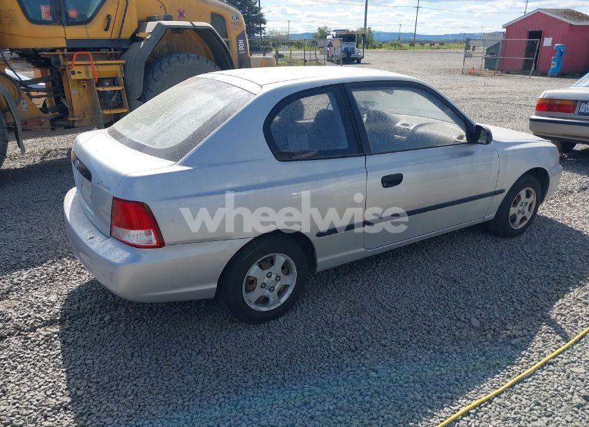 Photo 4 of 2002 Hyundai Accent L (VIN KMHCF35G82U173856)