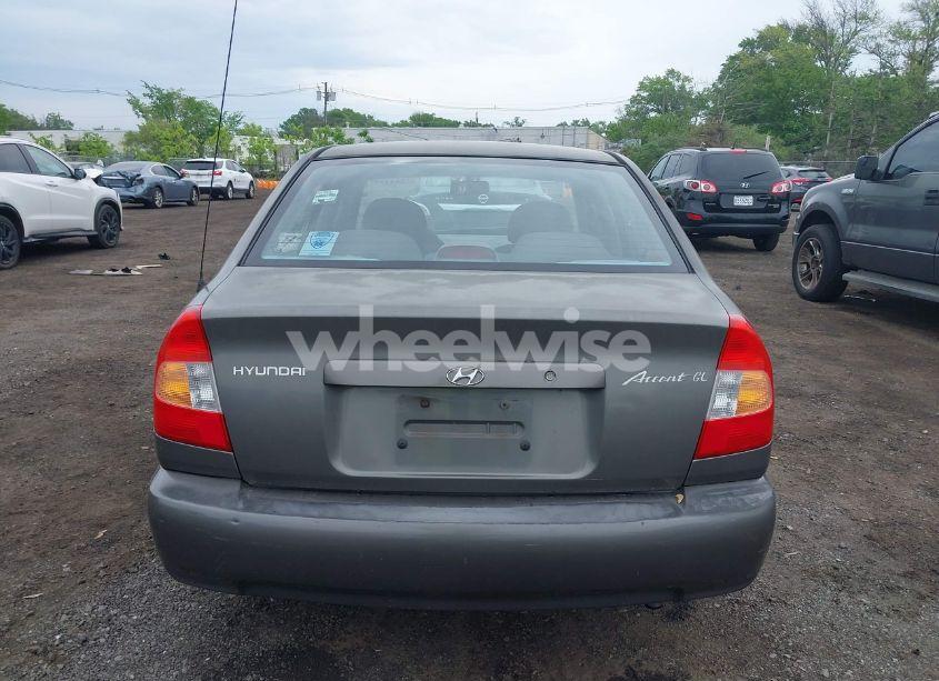 Photo 16 of 2002 Hyundai Accent GL (VIN KMHCG45C52U372587)
