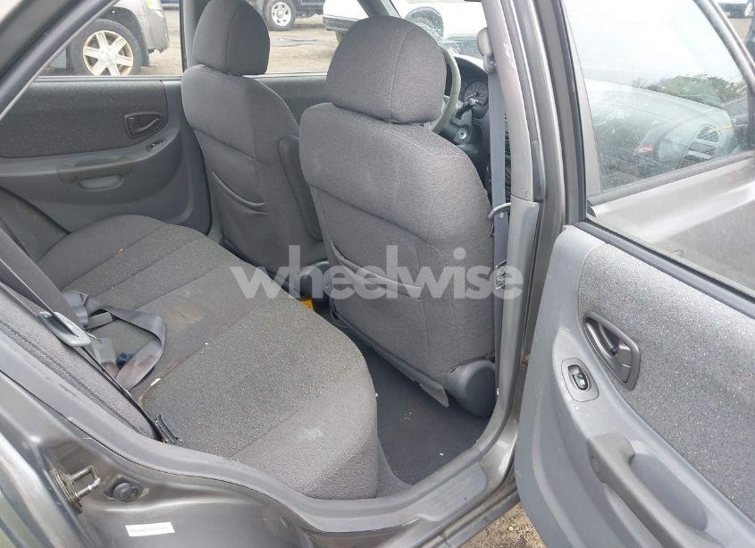 Photo 8 of 2002 Hyundai Accent GL (VIN KMHCG45C52U372587)