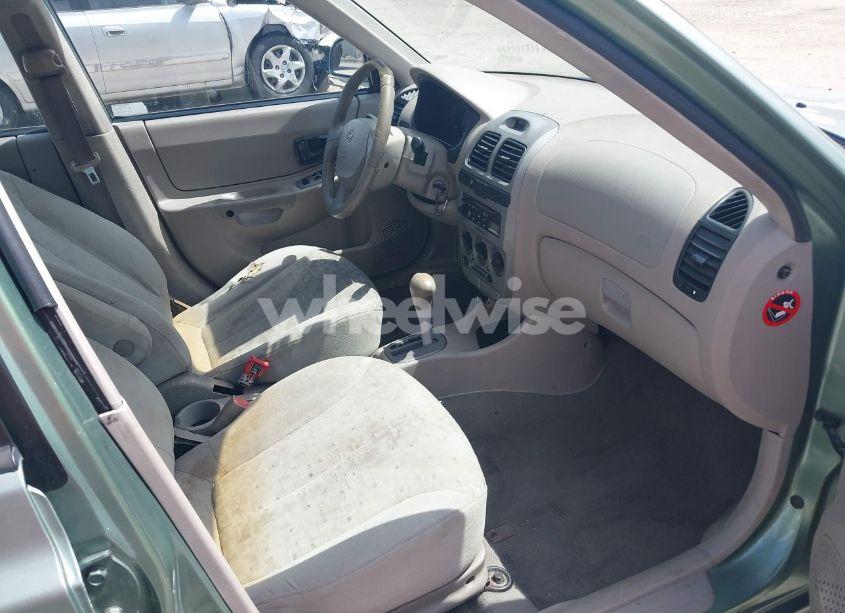 Photo 5 of 2004 Hyundai Accent GL (VIN KMHCG45C54U540120)