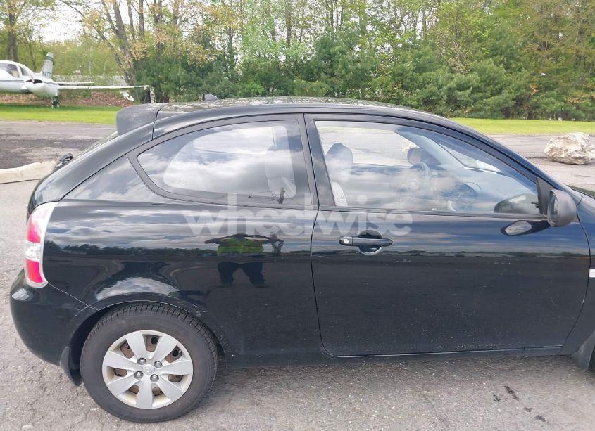 Photo 6 of 2010 Hyundai Accent GS (VIN KMHCM3AC2AU178302)