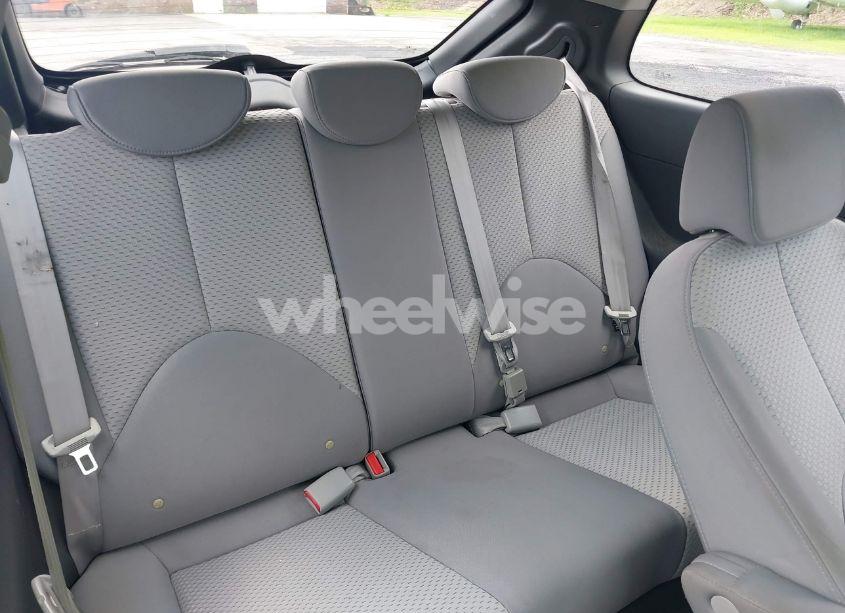 Photo 8 of 2010 Hyundai Accent GS (VIN KMHCM3AC2AU178302)