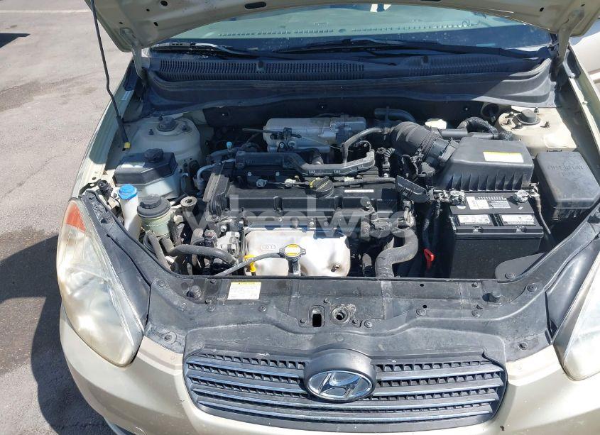 Photo 10 of 2006 Hyundai Accent GLS (VIN KMHCN46C16U022979)