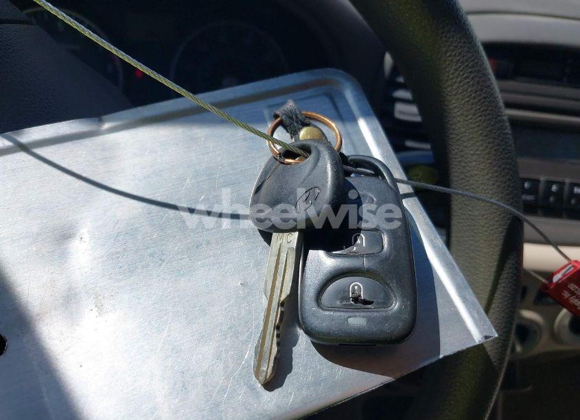 Photo 11 of 2006 Hyundai Accent GLS (VIN KMHCN46C16U022979)