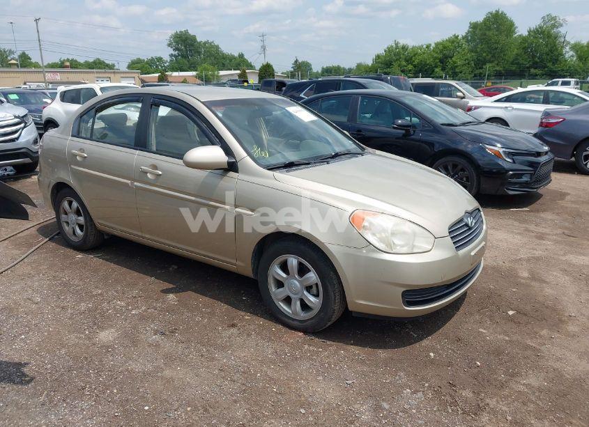 2006 Hyundai Accent GLS (VIN KMHCN46C26U037605) main photo