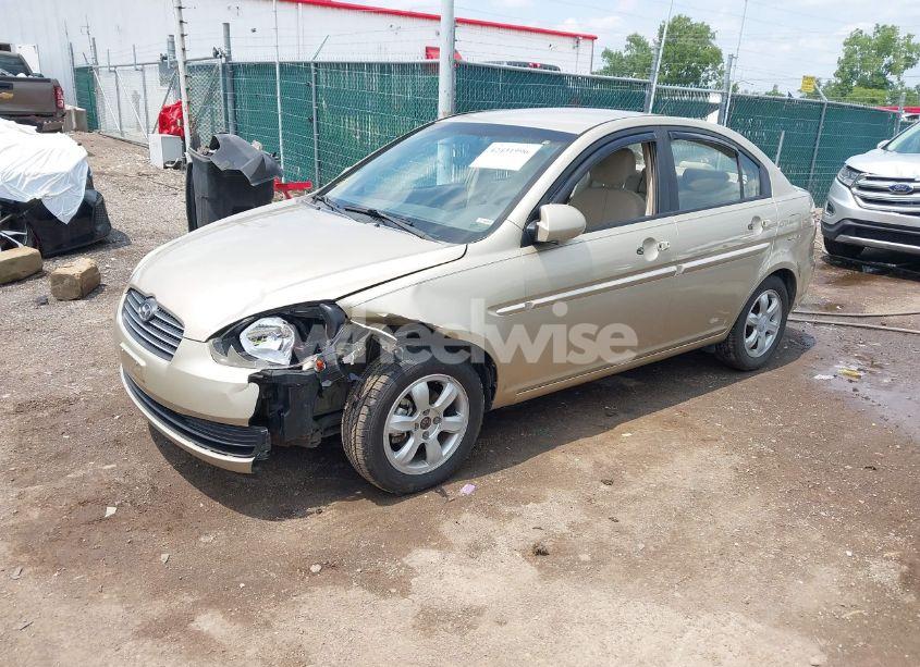 Photo 2 of 2006 Hyundai Accent GLS (VIN KMHCN46C26U037605)