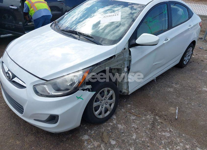 Photo 6 of 2014 Hyundai Accent GLS (VIN KMHCT4AE0EU689667)