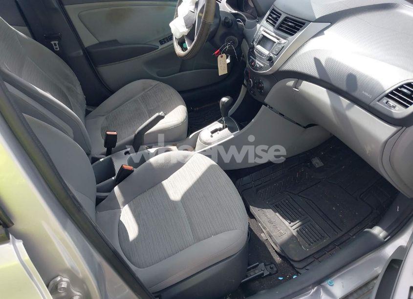 Photo 5 of 2016 Hyundai Accent SE (VIN KMHCT4AE0GU020544)