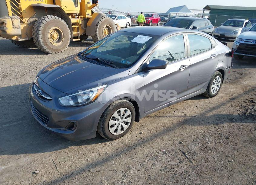 Photo 2 of 2016 Hyundai Accent SE (VIN KMHCT4AE0GU139842)