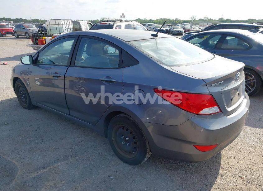 Photo 3 of 2016 Hyundai Accent SE (VIN KMHCT4AE1GU001582)
