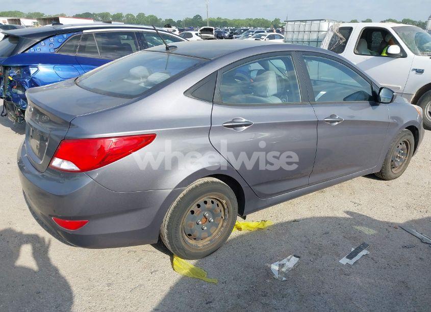 Photo 4 of 2016 Hyundai Accent SE (VIN KMHCT4AE1GU001582)
