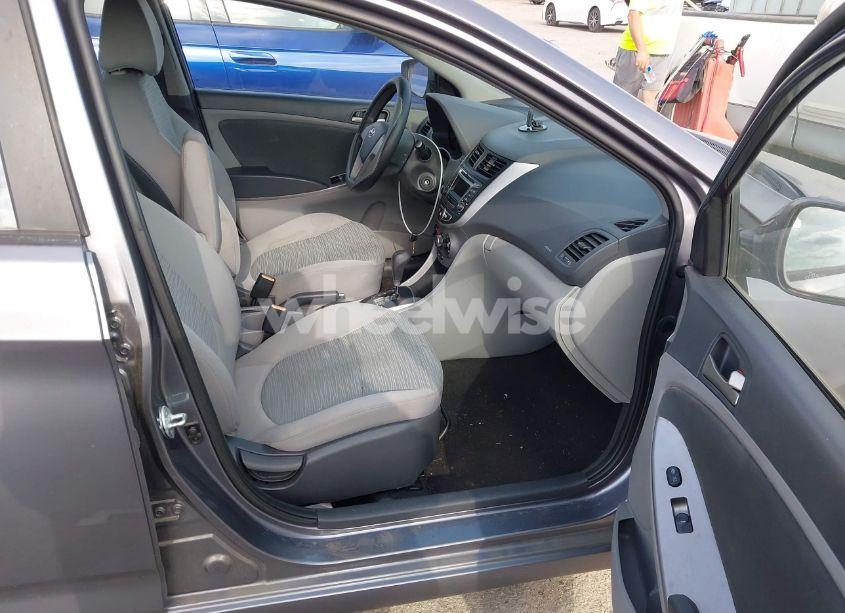 Photo 5 of 2016 Hyundai Accent SE (VIN KMHCT4AE1GU001582)
