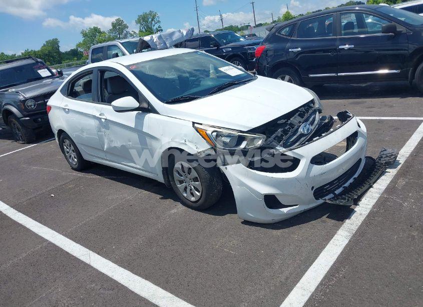 2016 Hyundai Accent SE (VIN KMHCT4AE1GU106669) main photo