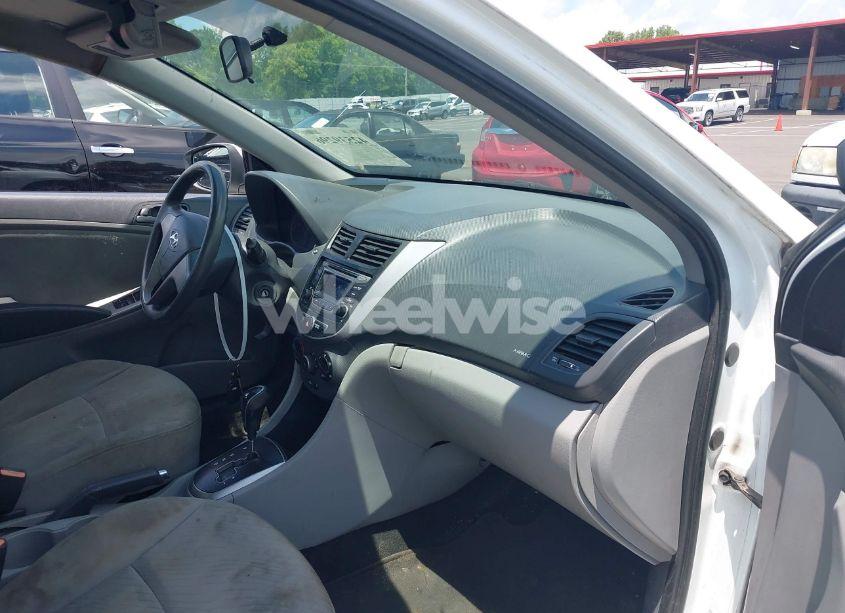 Photo 5 of 2016 Hyundai Accent SE (VIN KMHCT4AE1GU106669)