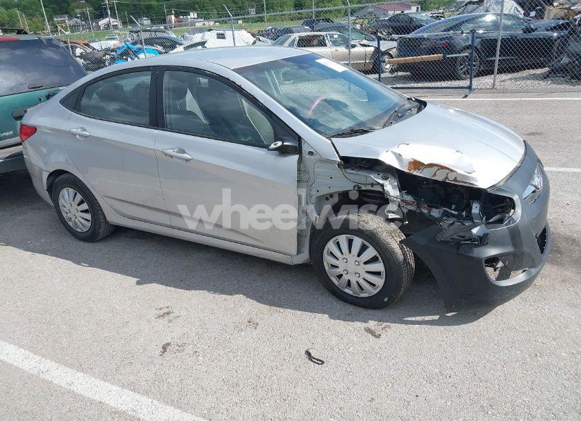 2013 Hyundai Accent GLS (VIN KMHCT4AE2DU509099) main photo