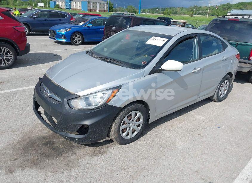 Photo 2 of 2013 Hyundai Accent GLS (VIN KMHCT4AE2DU509099)