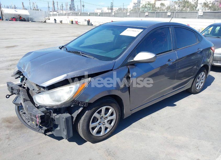 Photo 2 of 2014 Hyundai Accent GLS (VIN KMHCT4AE2EU690481)