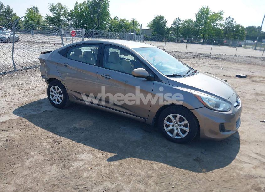 2013 Hyundai Accent GLS (VIN KMHCT4AE3DU459104) main photo