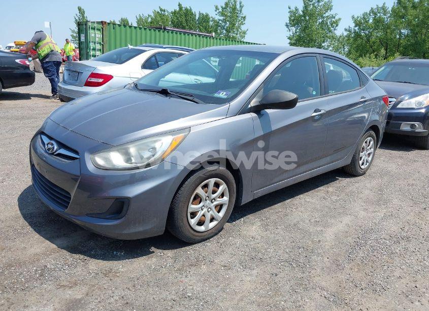 Photo 2 of 2013 Hyundai Accent GLS (VIN KMHCT4AE3DU507491)
