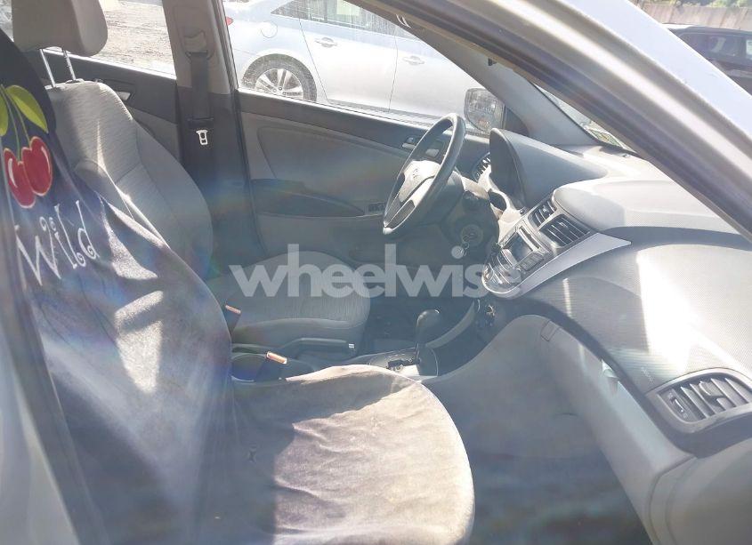 Photo 5 of 2015 Hyundai Accent GLS (VIN KMHCT4AE3FU927030)